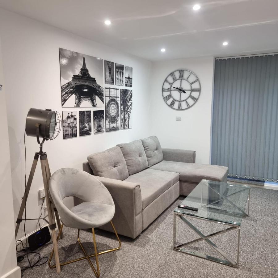 Classic 2 Bed Apartment In Oldkent Road London Luaran gambar