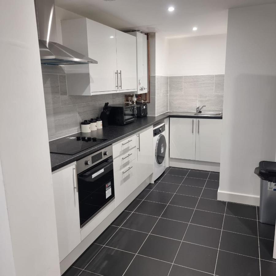 Classic 2 Bed Apartment In Oldkent Road London Luaran gambar