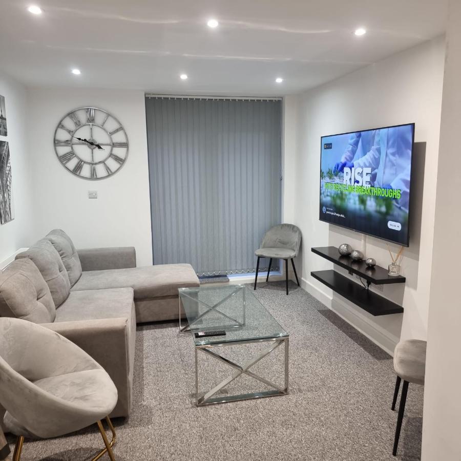 Classic 2 Bed Apartment In Oldkent Road London Luaran gambar